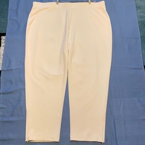 Susan Graver Ivory wide-leg pull-on Pants with ankle zipper. Size 3X